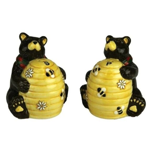 Rivers Edge Bear and Bees Salt Pepper Shakers Resin Spice Dispenser Yellow Brown - Picture 1 of 4
